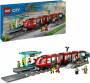 LEGO® City 60423 Straßenbahn mit Haltestelle