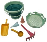 Schildkröt® 7in1 Sand Toys Set in Bio-Qualität: Innovatives Sand-Spielset mit 6 Werkzeugen aus Zuckerrohr zum Graben, Formen, Sieben und Rechen, Faltbarer 3 Liter Eimer 