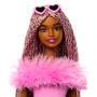 Mattel Barbie Deluxe Style-Puppe Nr. 4 mit weichem rosafarbenem Jumpsuit und rosa und braunen gefloc